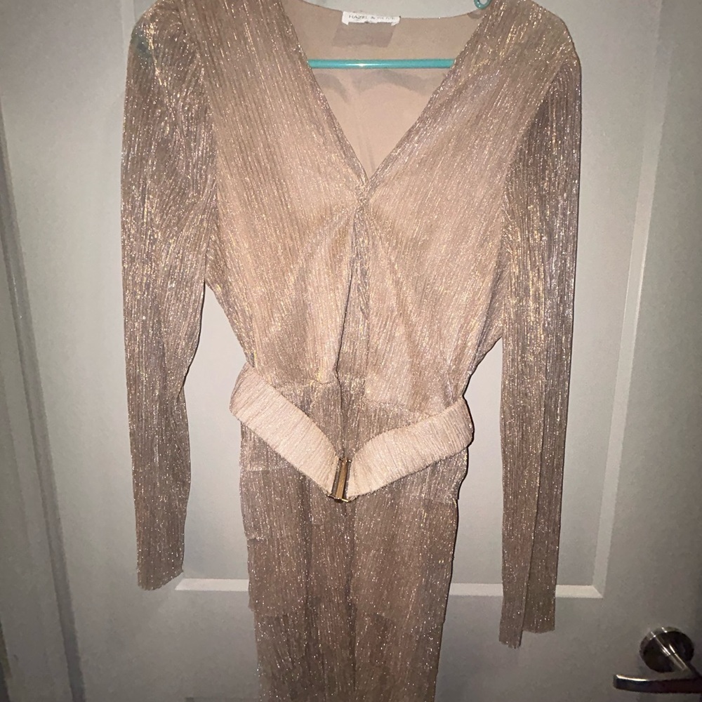 Elegant Gold Women's Dress
